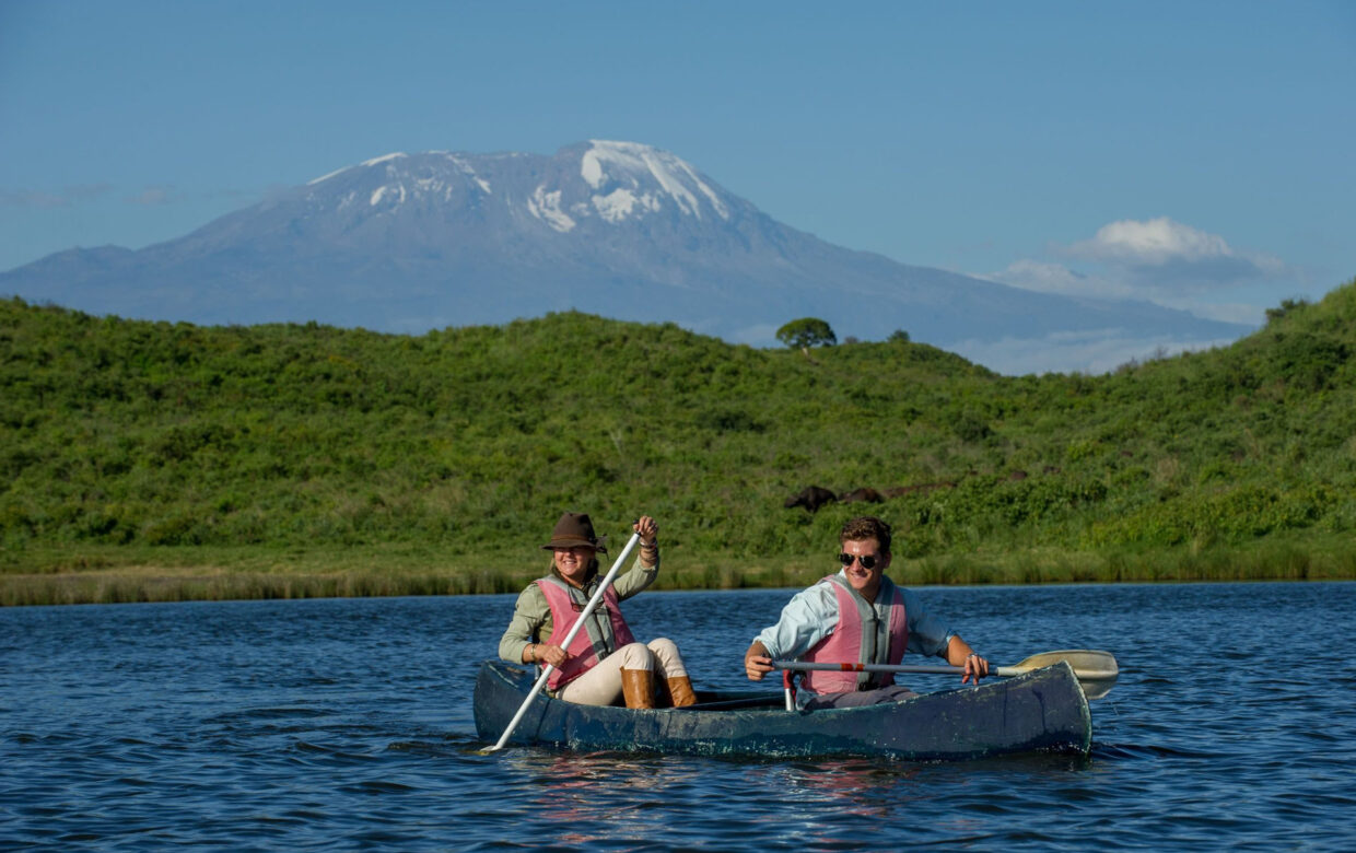 Arusha canoeing safari on Momella lakes