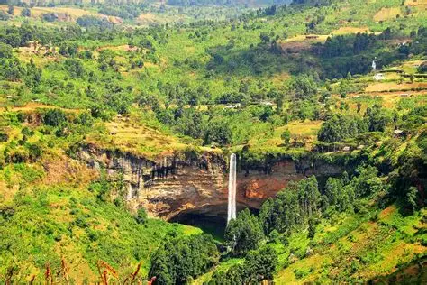 Mount Elgon National Park: Hiking, Wildlife & Adventure in Uganda